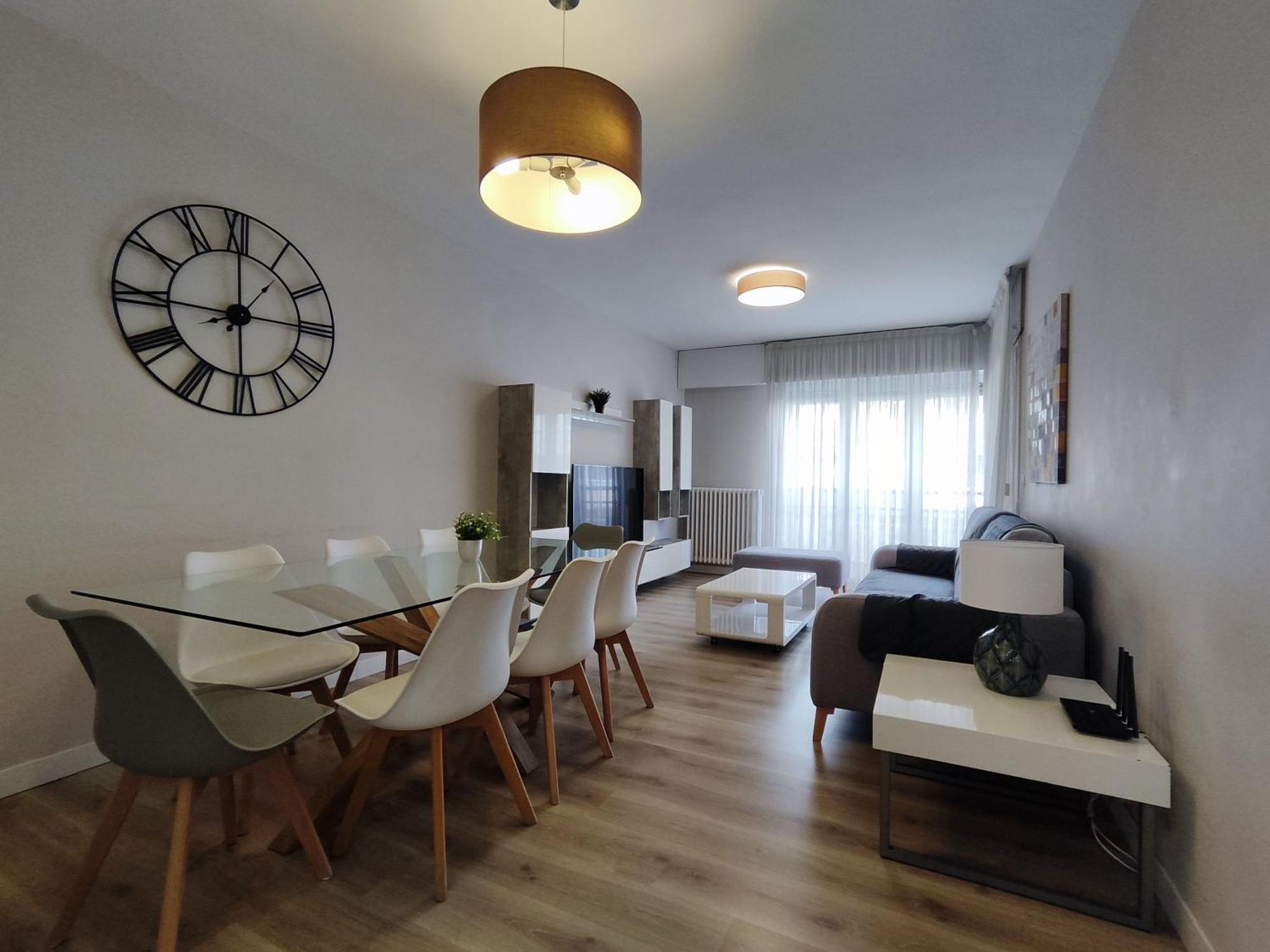 Gestion De Alojamientos Apartments Pamplona Exteriér fotografie